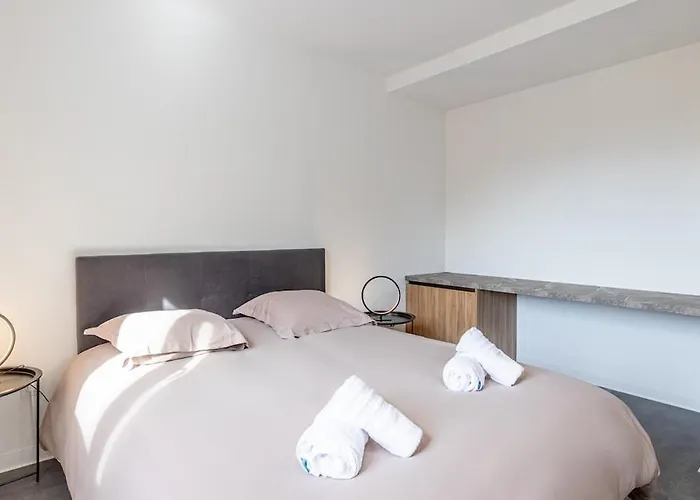 Le Dauphine 7 Apartman *