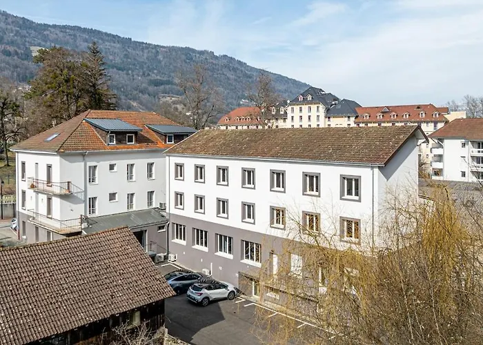 Le Dauphine 7 Apartment *